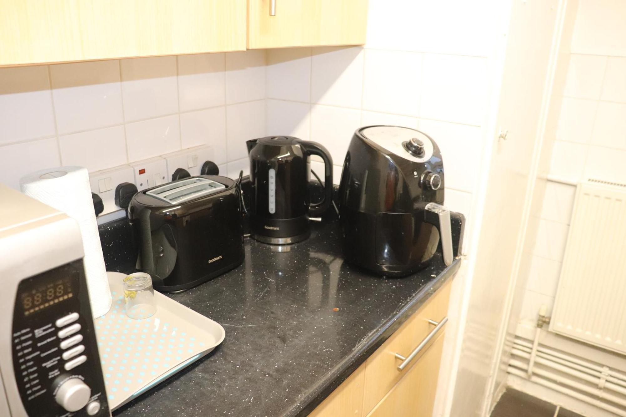 2-bedroom Apartment- Bermondsey Appartamento Londra